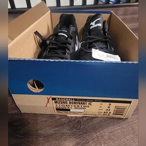 Mizuno Dominant IC Black Baseball Metal Cleats Brand New
